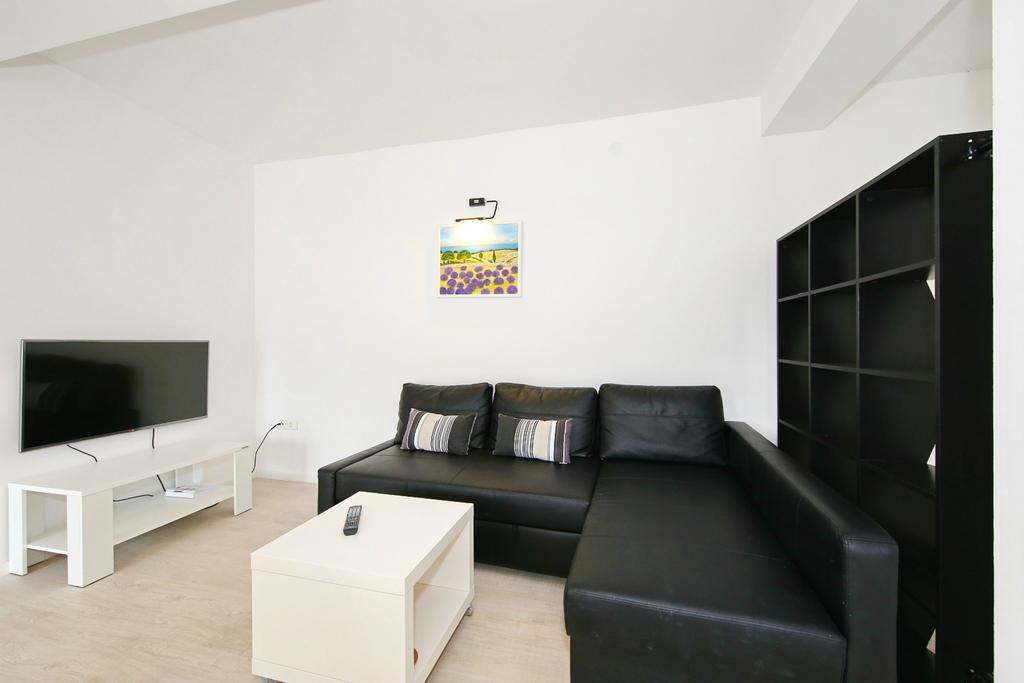 Apartments Matkovic スベティ・フィリップ・イ・ヤコブ エクステリア 写真
