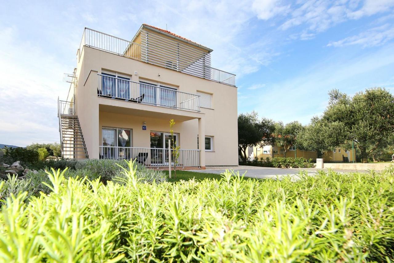 Apartments Matkovic スベティ・フィリップ・イ・ヤコブ エクステリア 写真